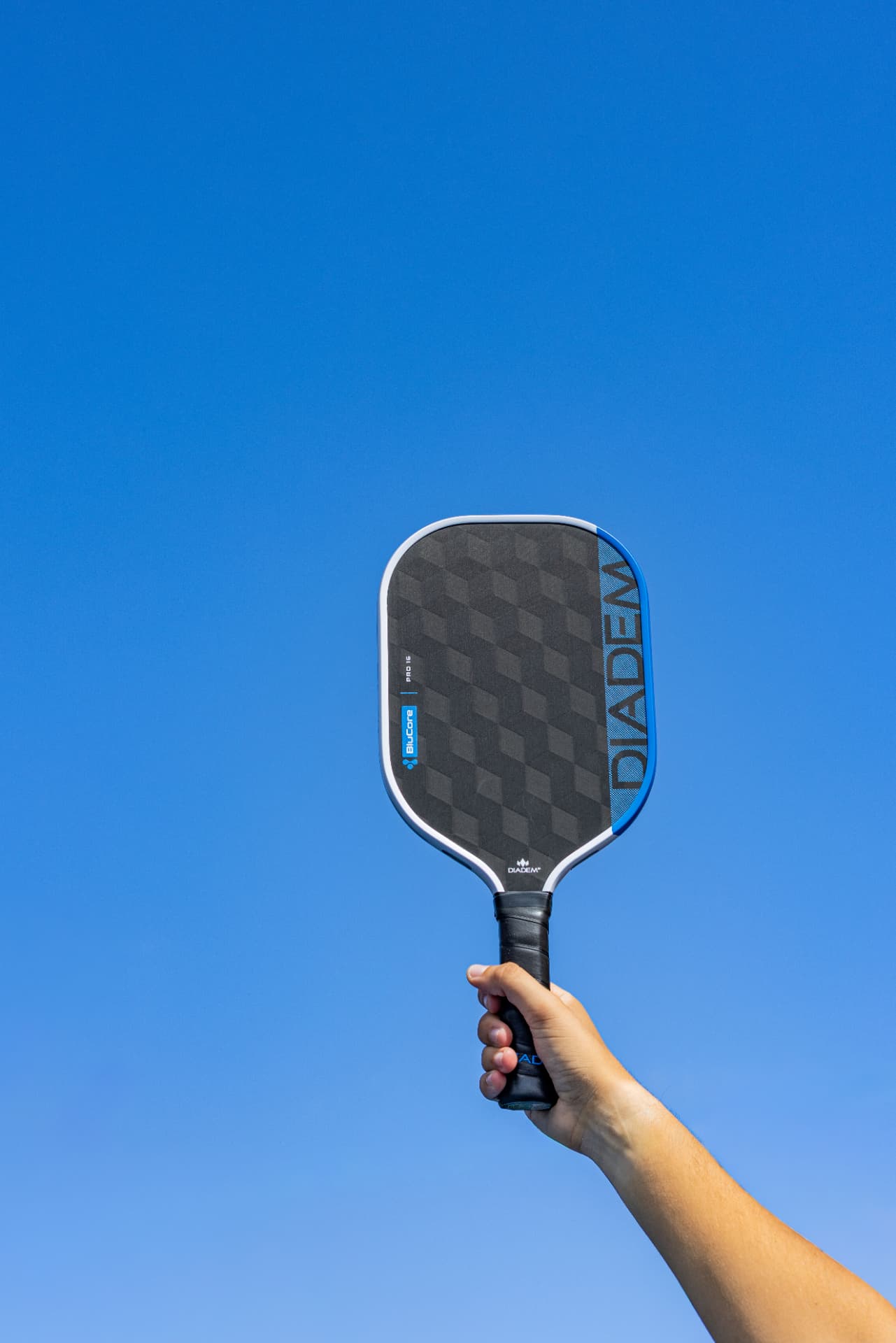 Diadem Edge BluCore 16mm Pro pickleball paddle